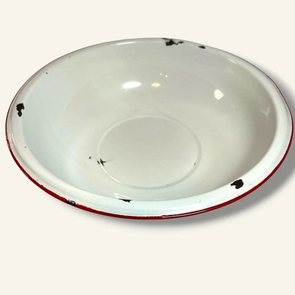 Vintage‎ Enamel Wash Basin White Red Rim Farmhouse Country Primitive 12.5